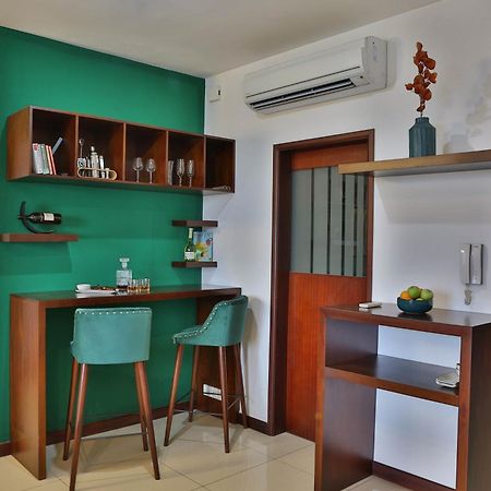 Emerald@On320 Colombo Exterior photo
